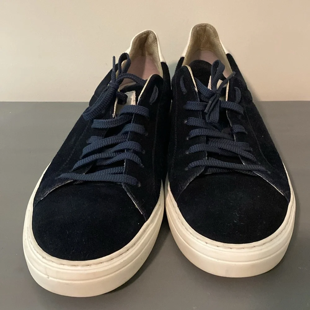 Brunello Cucinelli Navy Suede Sneakers with Cream Trim - Picture 2 of 8